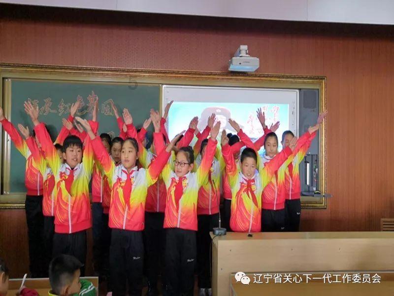 大江大河3：雷东宝挪用公款被捕，入狱前怒撕雷正明假面